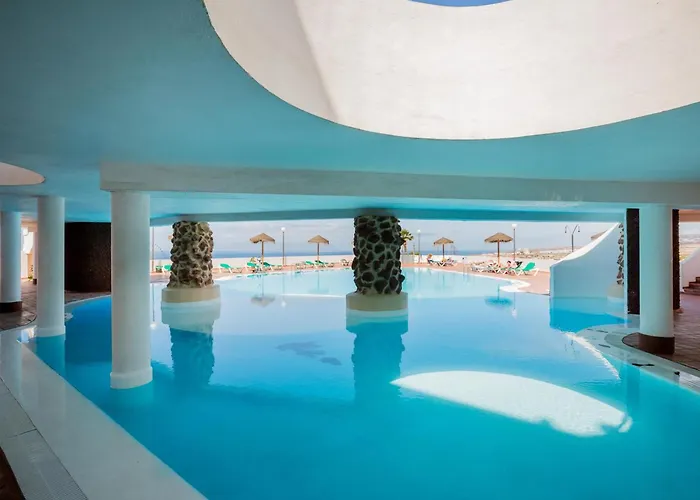 2 Island Village With Wi Fi And Pool Адехе