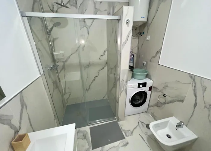 2 Island Village With Wi Fi And Pool Адехе