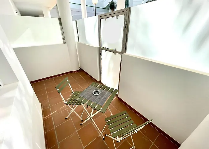 2 Island Village With Wi Fi And Pool Адехе